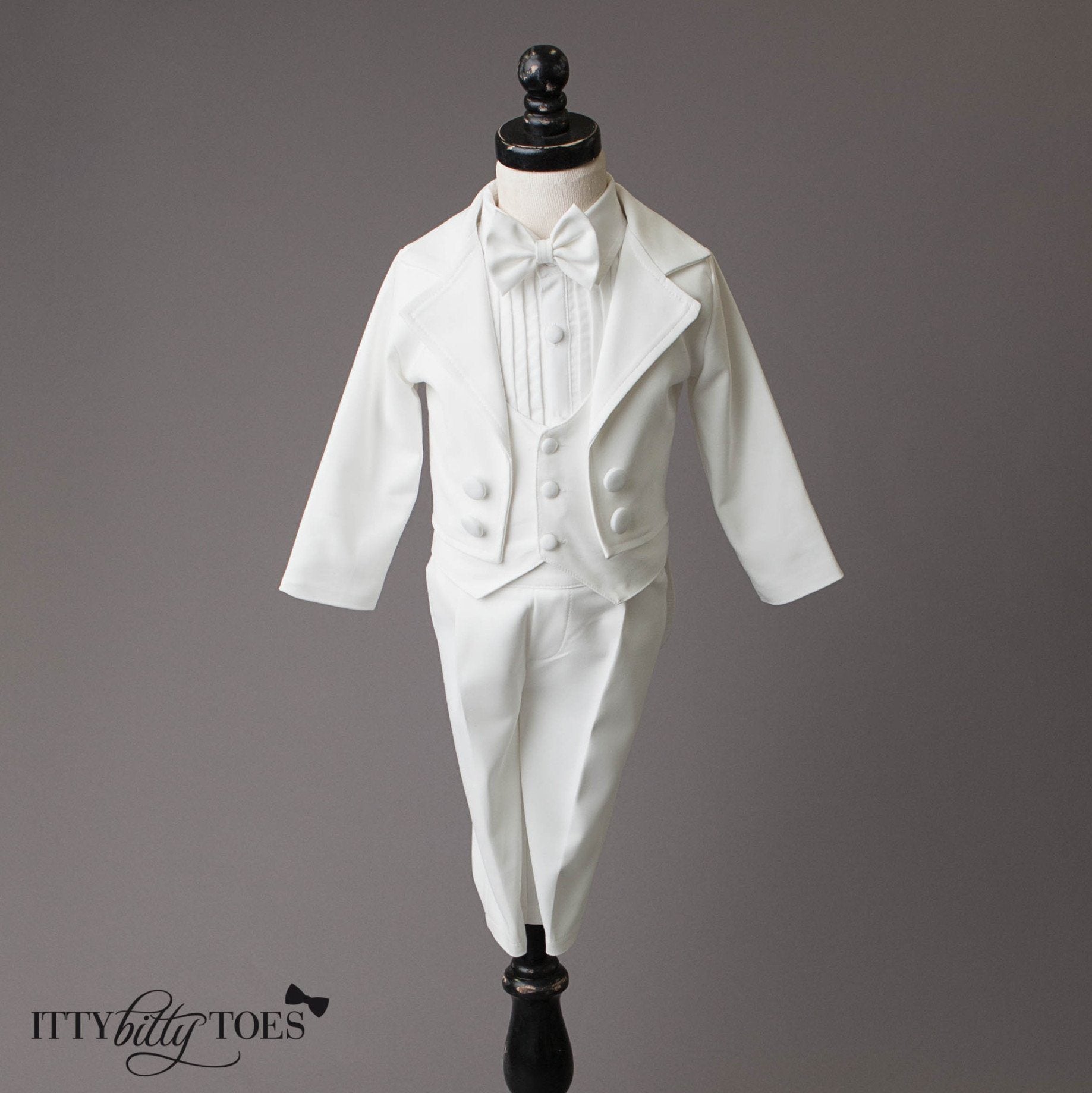 Boys white 7 piece store suits